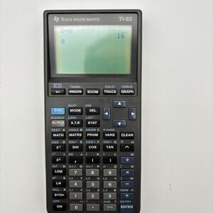Texas Instruments TI-82 Graphing Calculator Tested Works.